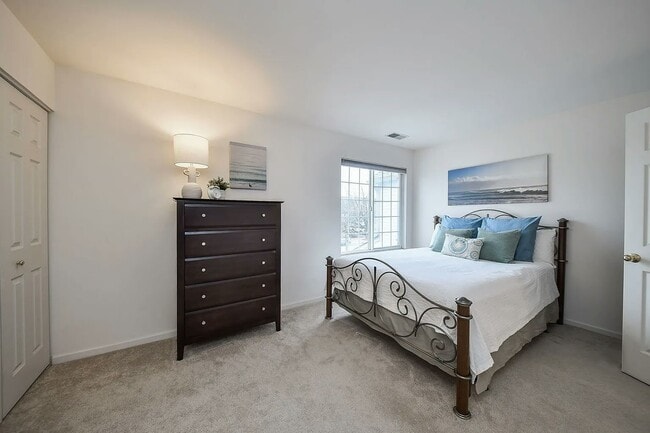 property at 2549 Arcadia Cir