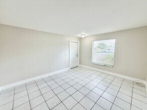 5356 24th Ave SW in Naples, FL - Building Photo - Building Photo