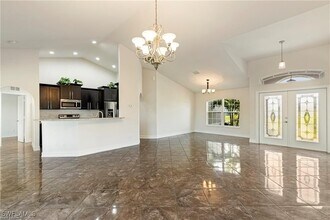 1833 NE 23rd St in Cape Coral, FL - Building Photo - Building Photo