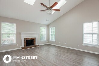 6001 Beech Cove Ln in Charlotte, NC - Building Photo - Building Photo