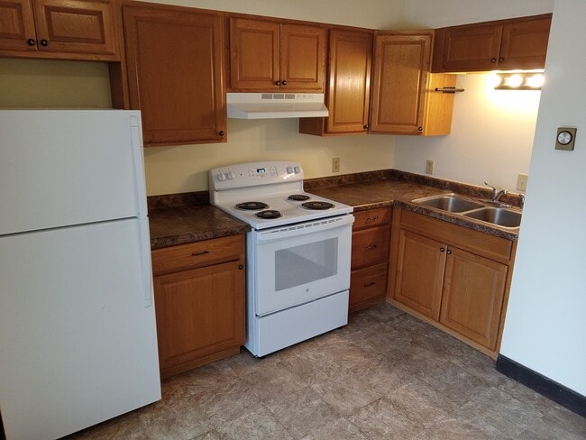 1903 E Main St, Unit 3A in Lancaster, OH - Foto de edificio - Building Photo