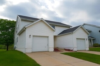2040 Madera St in Waukesha, WI - Building Photo - Building Photo