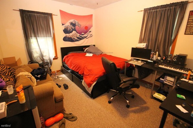 19 Priscilla Rd-Unit -# A in Boston, MA - Building Photo - Building Photo