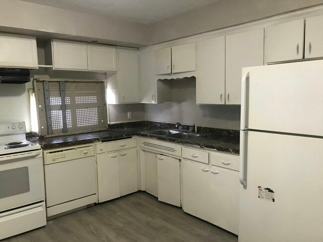 5581 Marseilles St in Detroit, MI - Building Photo - Building Photo