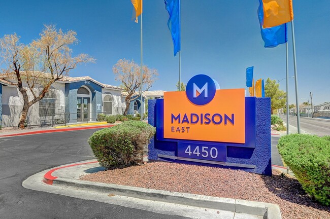 Madison East FKA Olive Grove in Las Vegas, NV - Building Photo - Building Photo