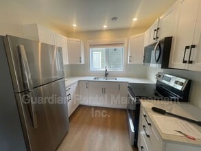 1101 Frederica St W in Thunder Bay, ON - Building Photo - Building Photo