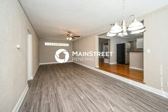 3750 28th Ave N in St. Petersburg, FL - Building Photo - Building Photo