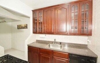 67-35 Yellowstone Blvd in Queens, NY - Building Photo - Building Photo