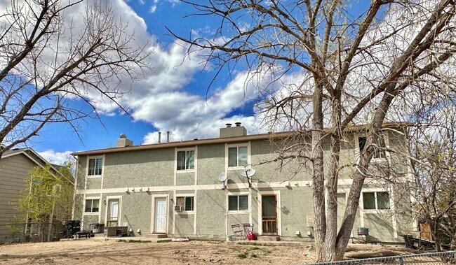 1121 Mazatlan Cir in Colorado Springs, CO - Building Photo - Building Photo