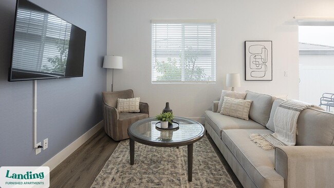 8200 W Encanto Blvd in Phoenix, AZ - Building Photo - Building Photo