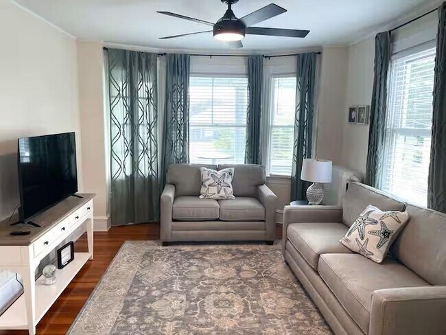 41 Merton Rd in Newport, RI - Building Photo - Building Photo