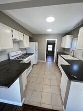 500 Yennie St in Grain Valley, MO - Building Photo - Building Photo