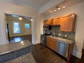 877 Dennison Ave in Columbus, OH - Building Photo - Building Photo