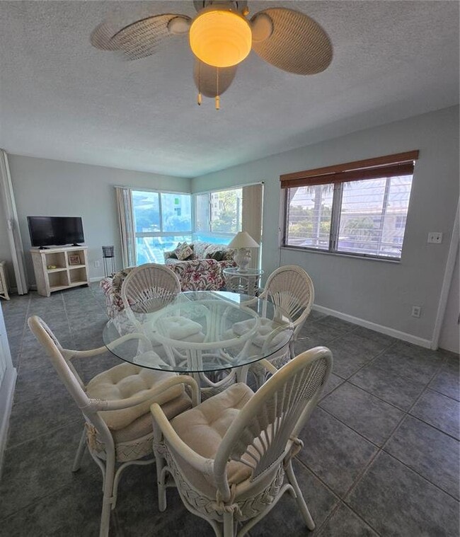 property at 1025 SE 15th St