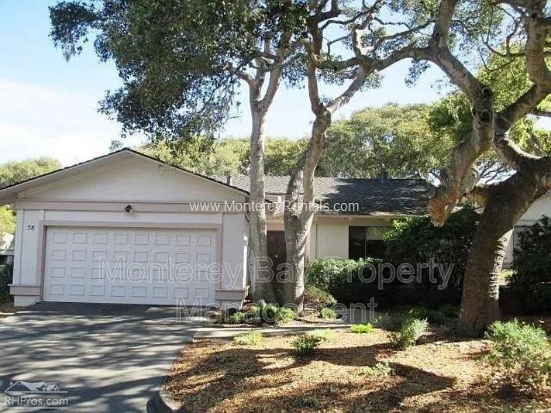 58 Country Club Gate in Pacific Grove, CA - Building Photo