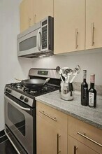 Washington Street, Unit 3T in New York, NY - Building Photo - Building Photo