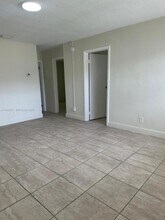 4141 SW 20th St in West Park, FL - Building Photo - Building Photo