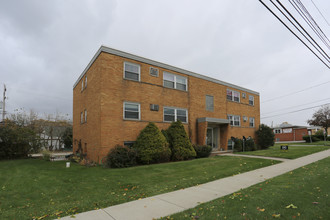 4339 Ridge Rd in Cleveland, OH - Foto de edificio - Primary Photo