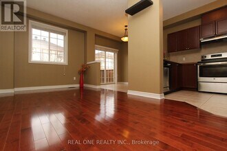 19 Browview Dr in Hamilton, ON - Building Photo - Building Photo