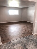 340 W Main St in Santaquin, UT - Building Photo