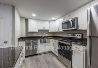 2307 Aurora Dr in Pittsburgh, PA - Building Photo - Building Photo