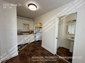 1021 Main St in Caldwell, ID - Building Photo - Building Photo