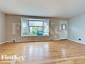 21320 Butterfield Pkwy in Matteson, IL - Building Photo - Building Photo