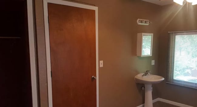 1321 8th Ave N, Unit 1 in Fargo, ND - Building Photo - Building Photo
