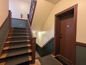 6814 N Ashland Blvd in Chicago, IL - Building Photo - Building Photo