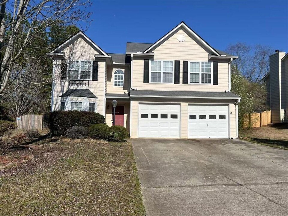 3977 Brushy Ridge Way in Suwanee, GA - Building Photo