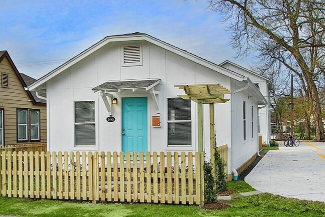 property at 505 E 32nd St