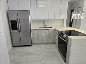 841 S 24th Ave in Hollywood, FL - Building Photo - Building Photo