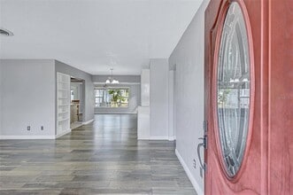 2544 Burnice Dr in Clearwater, FL - Building Photo - Building Photo