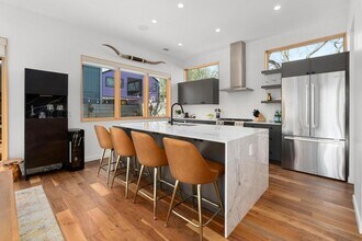 1411 Haskell St in Austin, TX - Building Photo - Building Photo