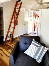 6091 Dutch Mine Rd in Diamond Springs, CA - Building Photo - Building Photo