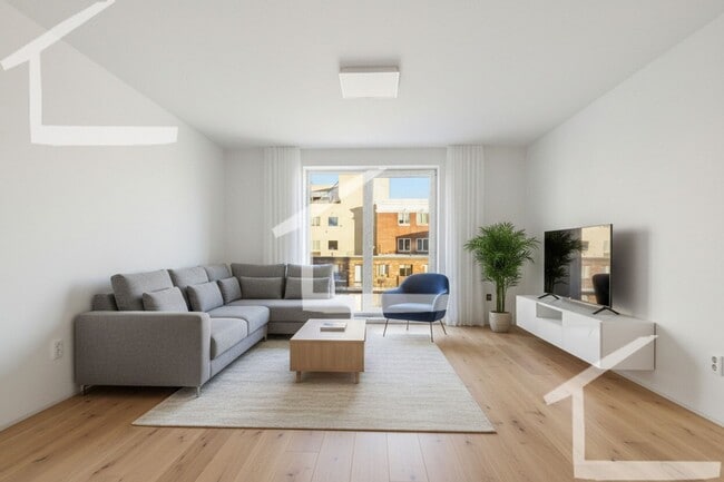 property at 1053 Commonwealth Ave