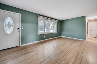 6367 Zinnia Ln N in Maple Grove, MN - Building Photo - Building Photo
