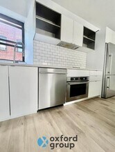 72 Bank St in New York, NY - Building Photo - Building Photo