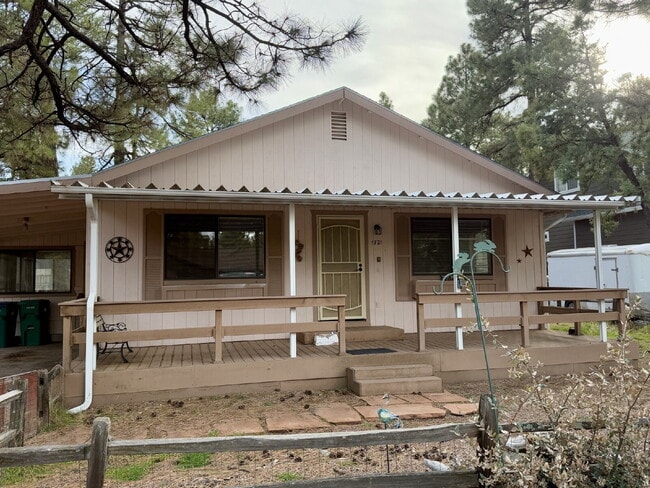 property at 1721 W Huning