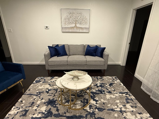 property at 4775 Beverly Ct