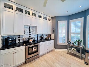 3250 W Crown Pointe Blvd in Naples, FL - Building Photo - Building Photo
