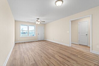 9540 Russellville Rd in Guthrie, KY - Building Photo - Building Photo