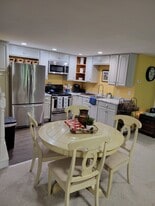 60 Milliken Mills Rd in Old Orchard Beach, ME - Building Photo