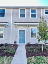 2008 Viewfinder St in Kissimmee, FL - Building Photo