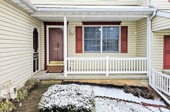 357 Acorn Cir in Lebanon, PA - Building Photo - Building Photo
