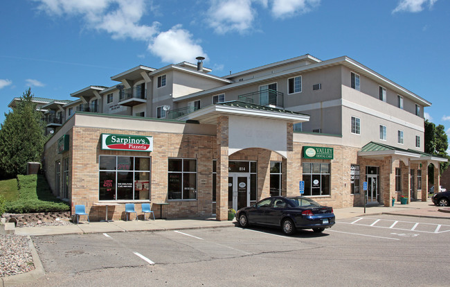 Brickstone in Chaska, MN - Foto de edificio - Building Photo