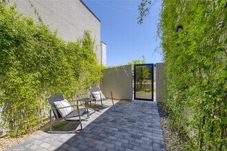 787 Willits St in Las Vegas, NV - Building Photo - Building Photo