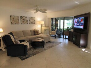 2708 Black Oak Way in Boynton Beach, FL - Building Photo - Building Photo