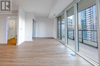 65 Broadway Ave in Toronto, ON - Building Photo - Building Photo