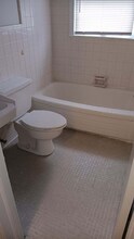 1414 Chatham Heights Rd in Martinsville, VA - Building Photo - Building Photo